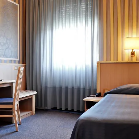 Ξενοδοχείο Garda 3*