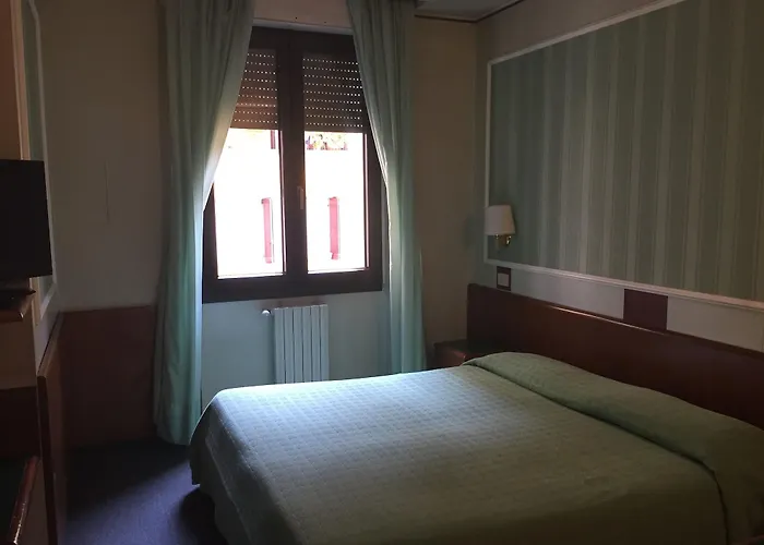 Garda Hotel Milan