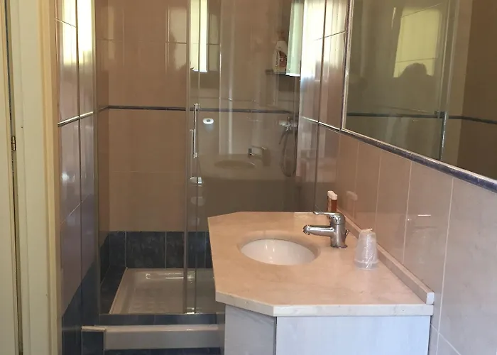 Garda 3* Milan