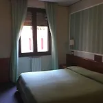 Garda Hotel Mediolan