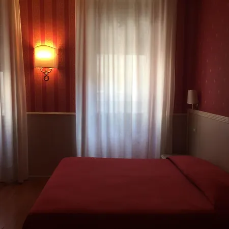 Garda 3* Mediolan