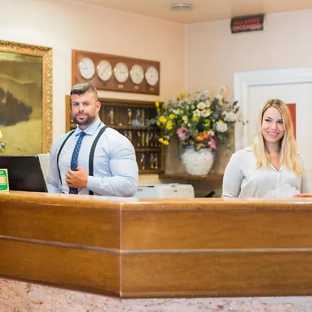 Hotel Garda 3*