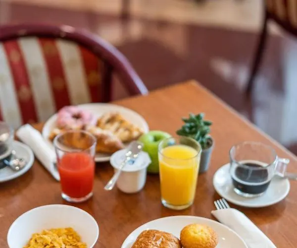 伽达酒店 酒店 3*